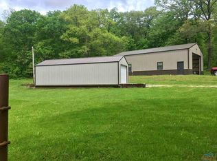 14530 Old Palistine Rd, Bunceton, MO 65237