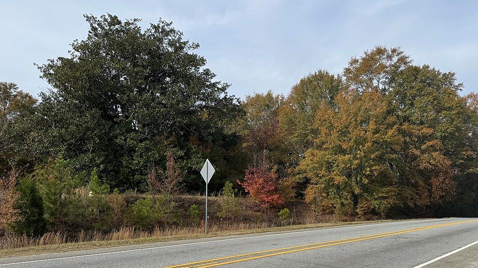 2nd image of 5717 Flat Rock Rd