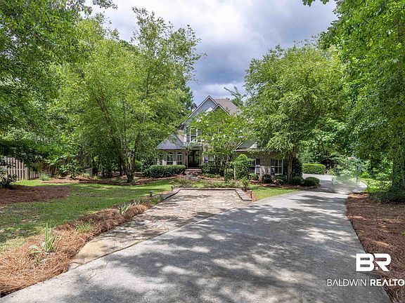 4th image of 33434 Alder Cir
