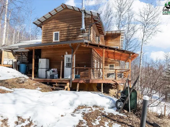 115 Leuthold Dr, Fairbanks, AK 99712