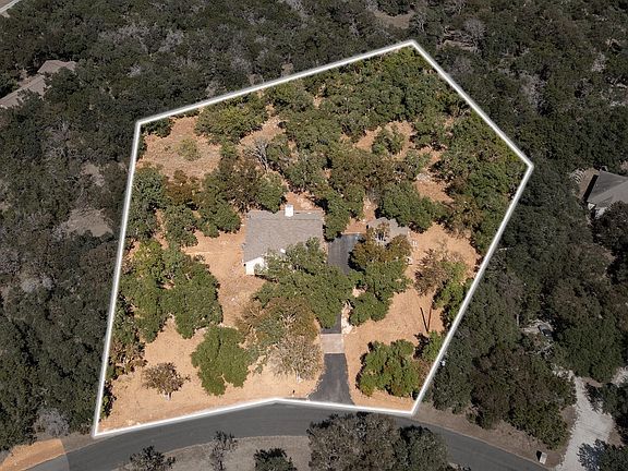 2nd image of 128 Mockingbird Ln