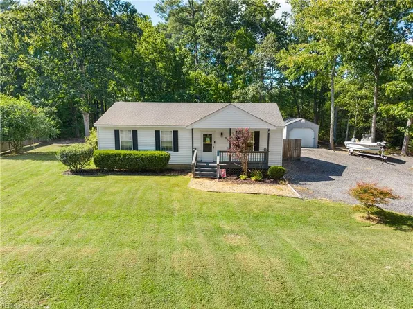 4238 Piney Swamp Rd, Hayes, VA 23072