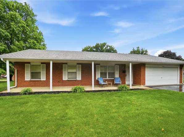 4100 Danern Dr, Dayton, OH 45430