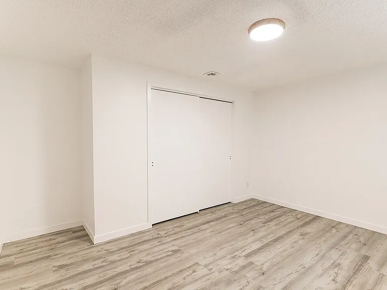 4461 Kohler Dr — Photo 18
