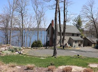 8 Glen Holly Rd, New Fairfield, CT 06812