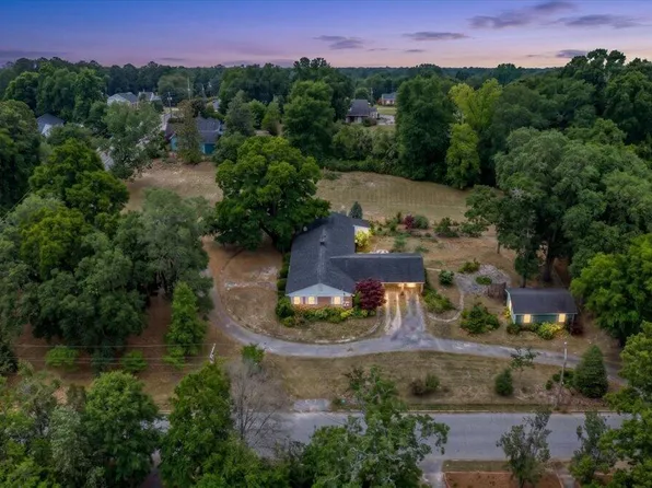 213 N Lemacks St, Walterboro, SC 29488