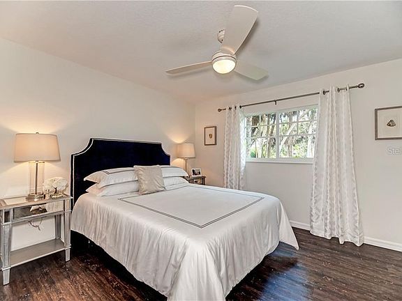 3rd image of 207 Rotonda Blvd W #A