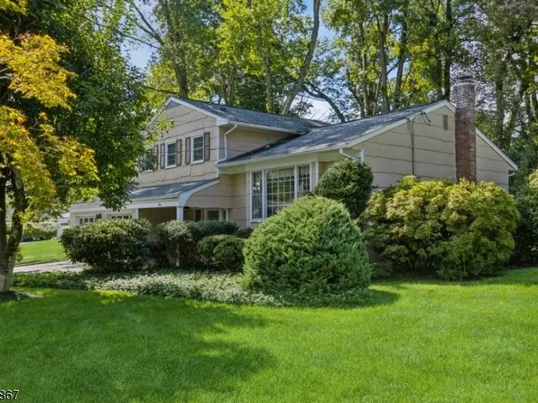 5 Seven Oaks Cir, Madison Boro, NJ 07940