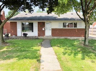 6617 Sunset St, Garden City, MI 48135
