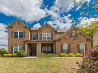 5871 Kendrix Ridge Dr, Sugar Hill, GA 30518