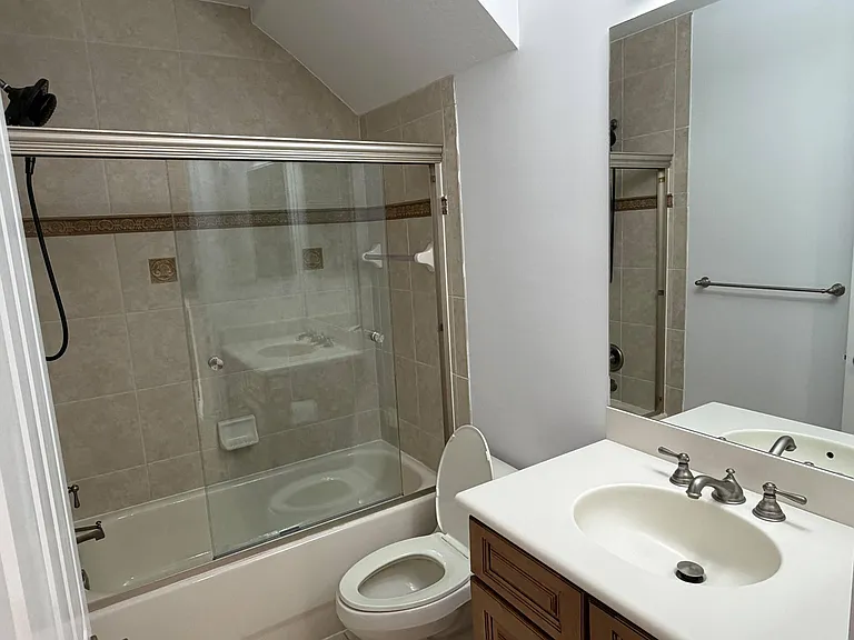 8309 NW 8th Way — Photo 12