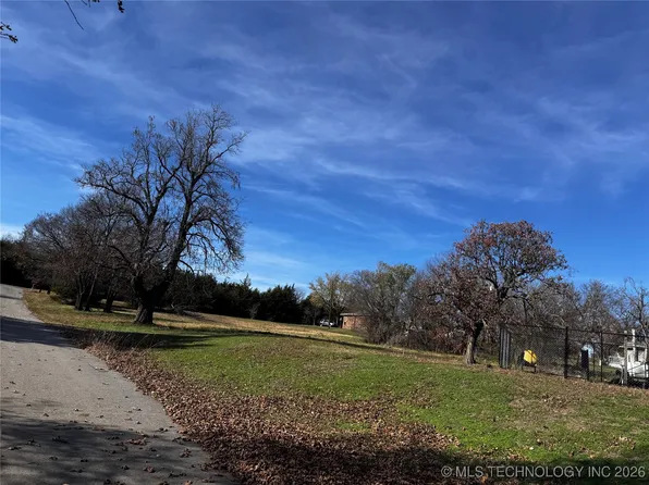 E Pennsylvania St, Drumright, OK 74030