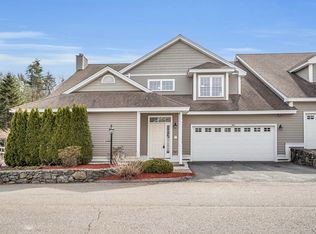 803 Ledgewood Way #803, Clinton, MA 01510