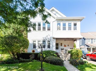 8 W Euclid Ave, Arlington Heights, IL 60004