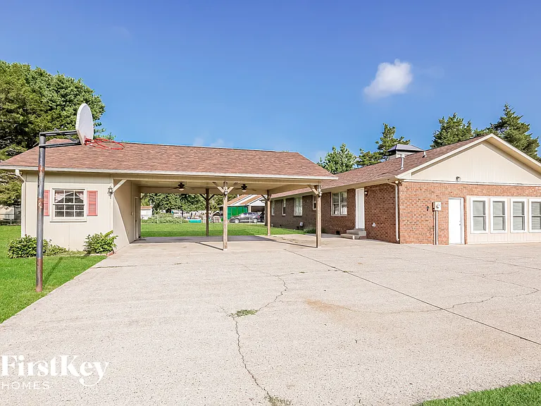 345 Highfield Dr — Photo 14