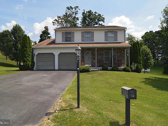 3rd image of 76 Kelsey Dr