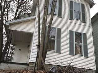 1265 Bluff St, Zanesville, OH 43701