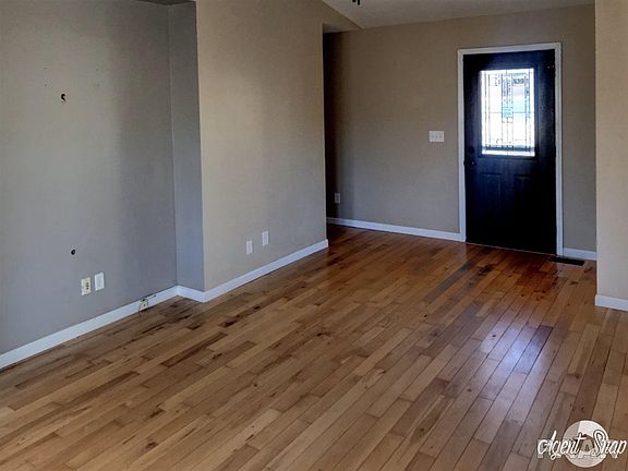 4th image of 54 Cedar Ct