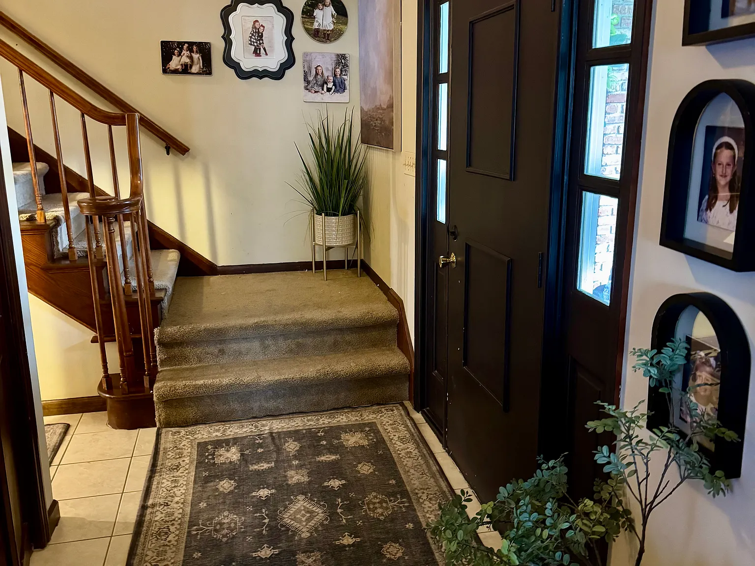 3 bed, 2700 sqft, $3,000 — Photo 3