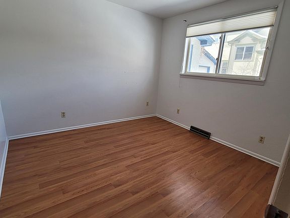 West bedroom