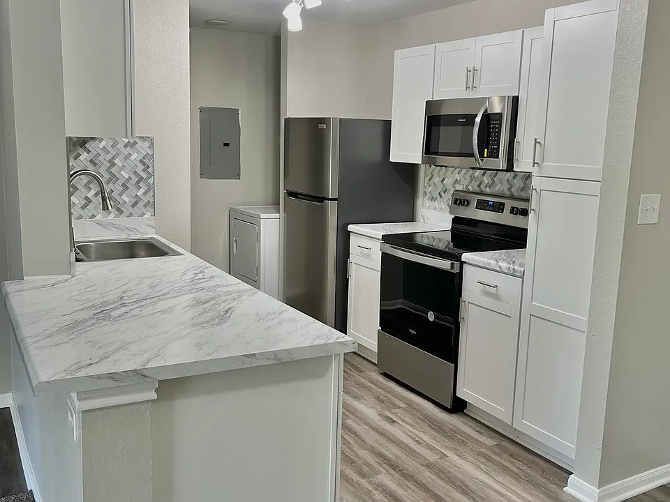 Highline Apartments