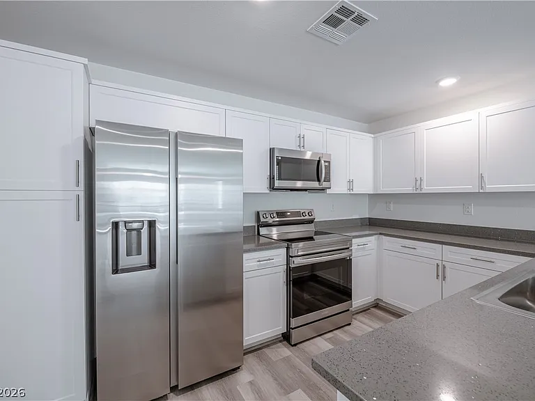 6849 Prairie Pearl St — Photo 5