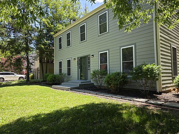 4th image of 503 E Evergreen Ct