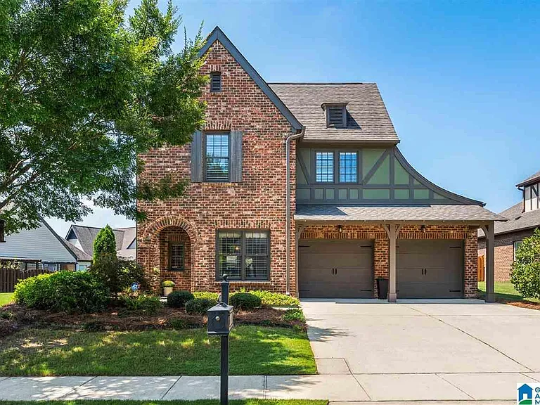 4211 Cahaba Lake Dr — Photo 1