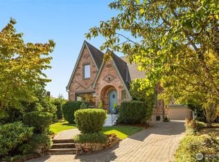 7965 Seward Park Avenue S, Seattle, WA 98118