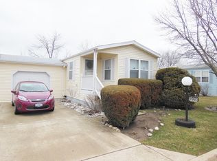 122B Cardinal Ln, Sandwich, IL 60548