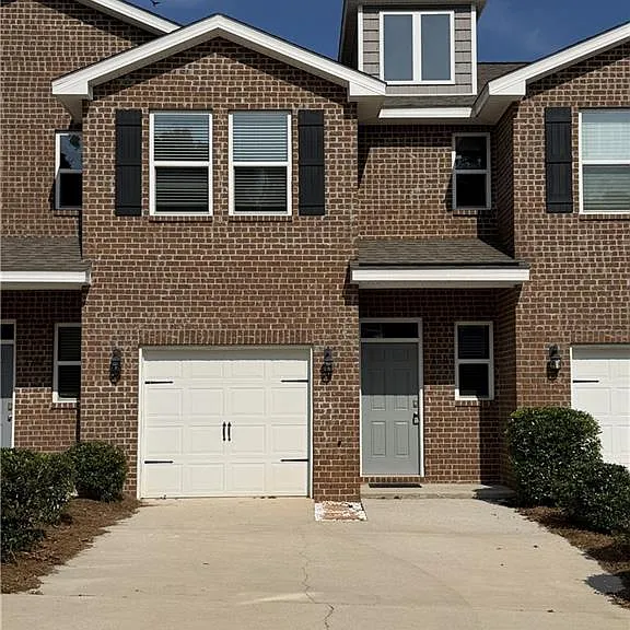 6736 Spaniel Dr — Photo 1