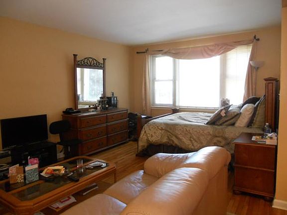4th image of 30 N Broadway APT 2J