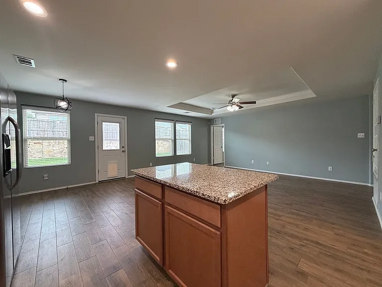 9913 Amosite Dr — Photo 12