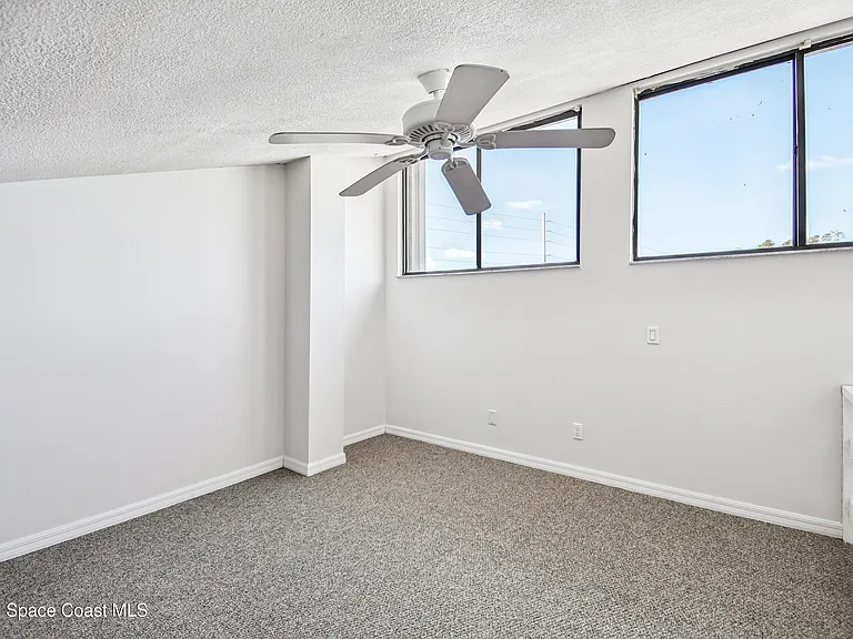 3687 Royal Oak Dr #6 — Photo 11