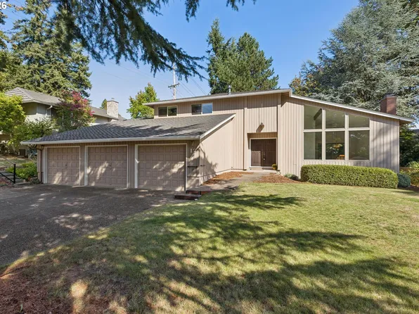 12 Touchstone, Lake Oswego, OR 97035