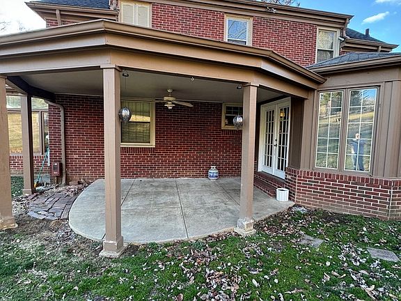 3rd image of 2828 Willow Way