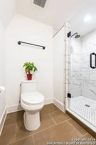 808 E Carson St #101 — Photo 9