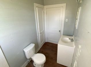 1795 Fairway St, Beaumont, TX 77703