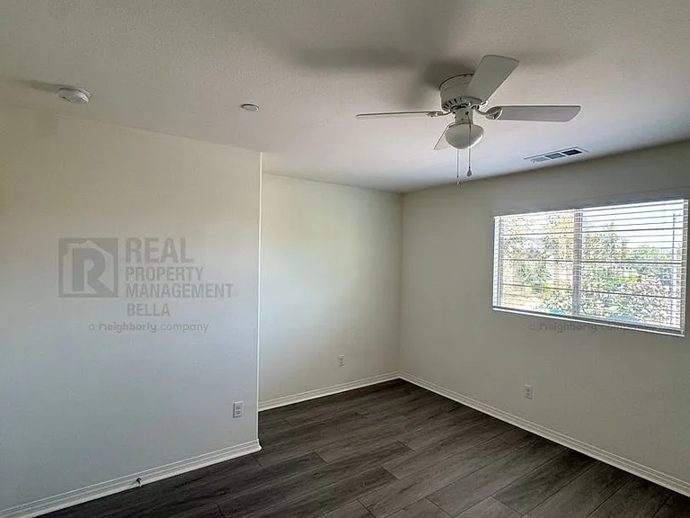 29261 Humboldt Ct — Photo 56