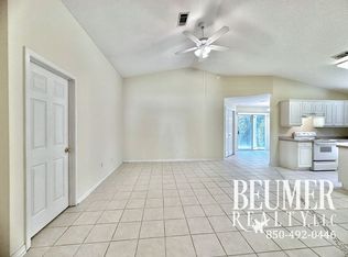 2033 Sequoia Cir, Pensacola, FL 32526