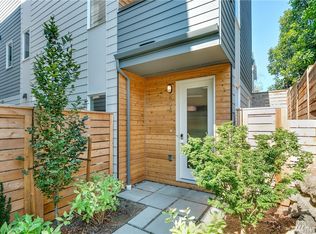 404 N 48th St, Seattle, WA 98103
