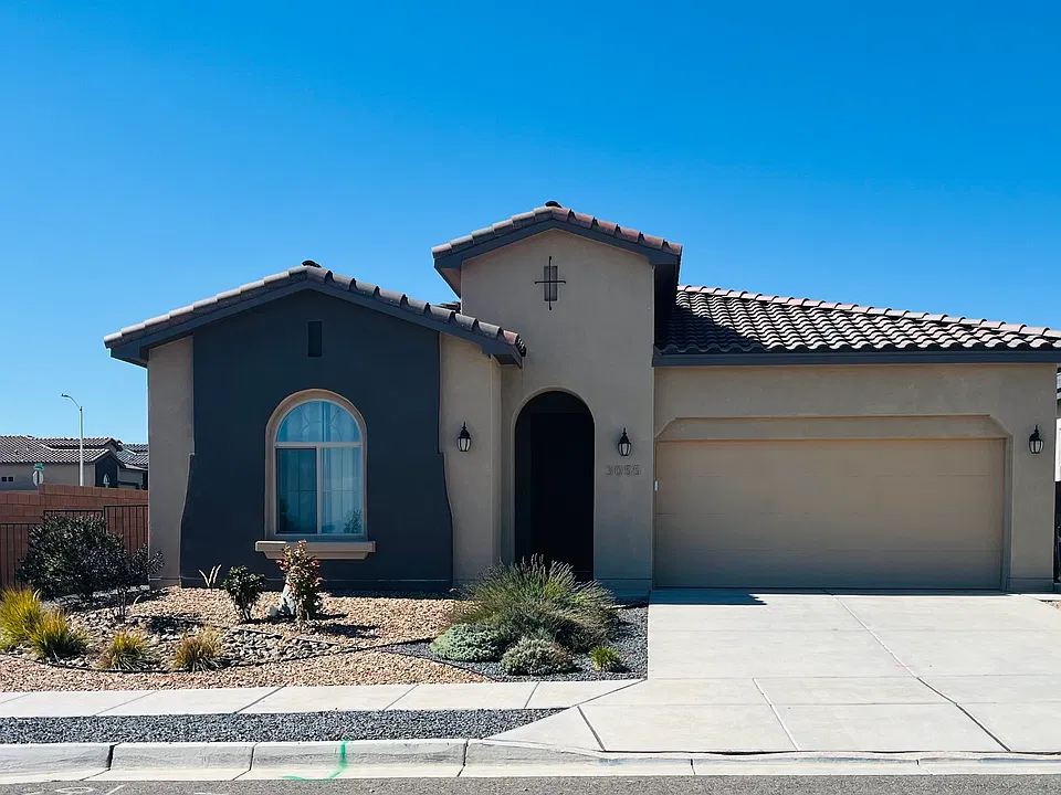 3055 Opalo Dr