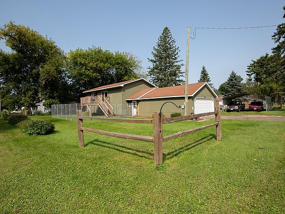 3rd image of 207 1st Ave E