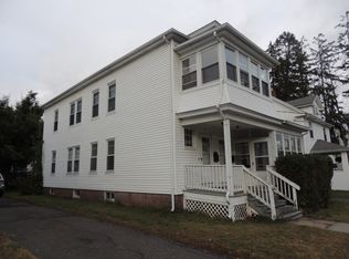 17 Belvidere Ave #2, Holyoke, MA 01040