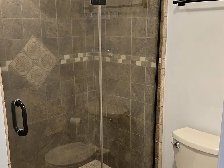 156 Laguna Royale Dr — Photo 15