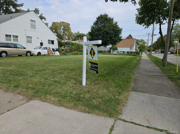 7800 Coleman St, Dearborn, MI 48126