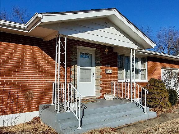 2nd image of 2005 Cottage Ave