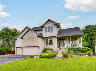 6469 Pheasant Hills Dr, Lino Lakes, MN 55038