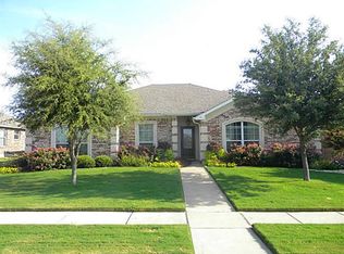 329 Choctaw Trl, Waxahachie, TX 75165