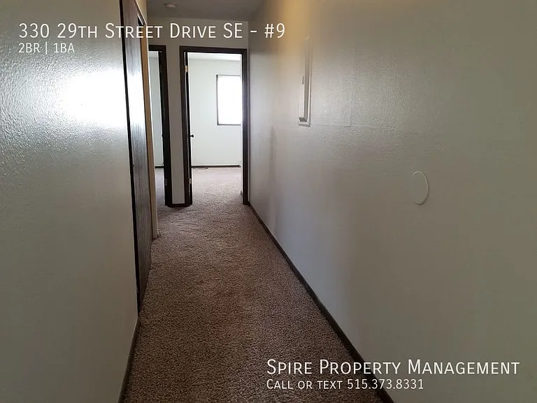 330 29th Street Dr SE #9 — Photo 2